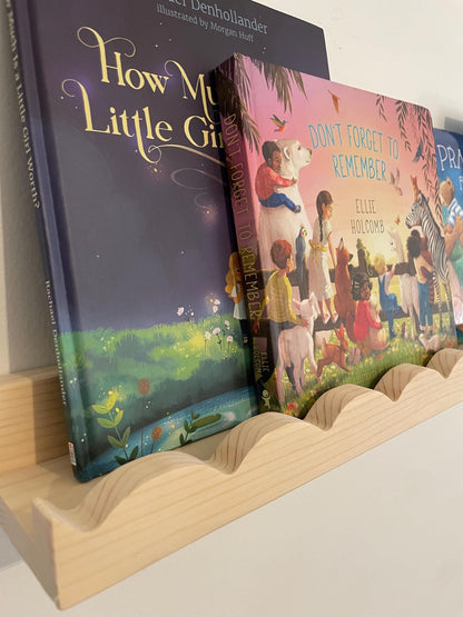 Scalloped Nursery Book Shelf